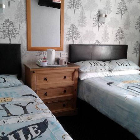 Roachvale Hotel Blackpool Bagian luar foto